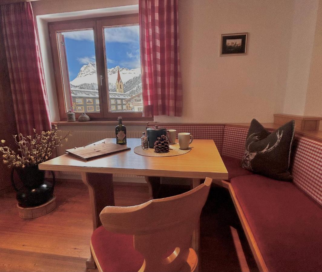 Haus Wallis By Stayfritz - Ski-In Ski-Out Zimmer 'Garni' Am Arlberg Warth  Luaran gambar